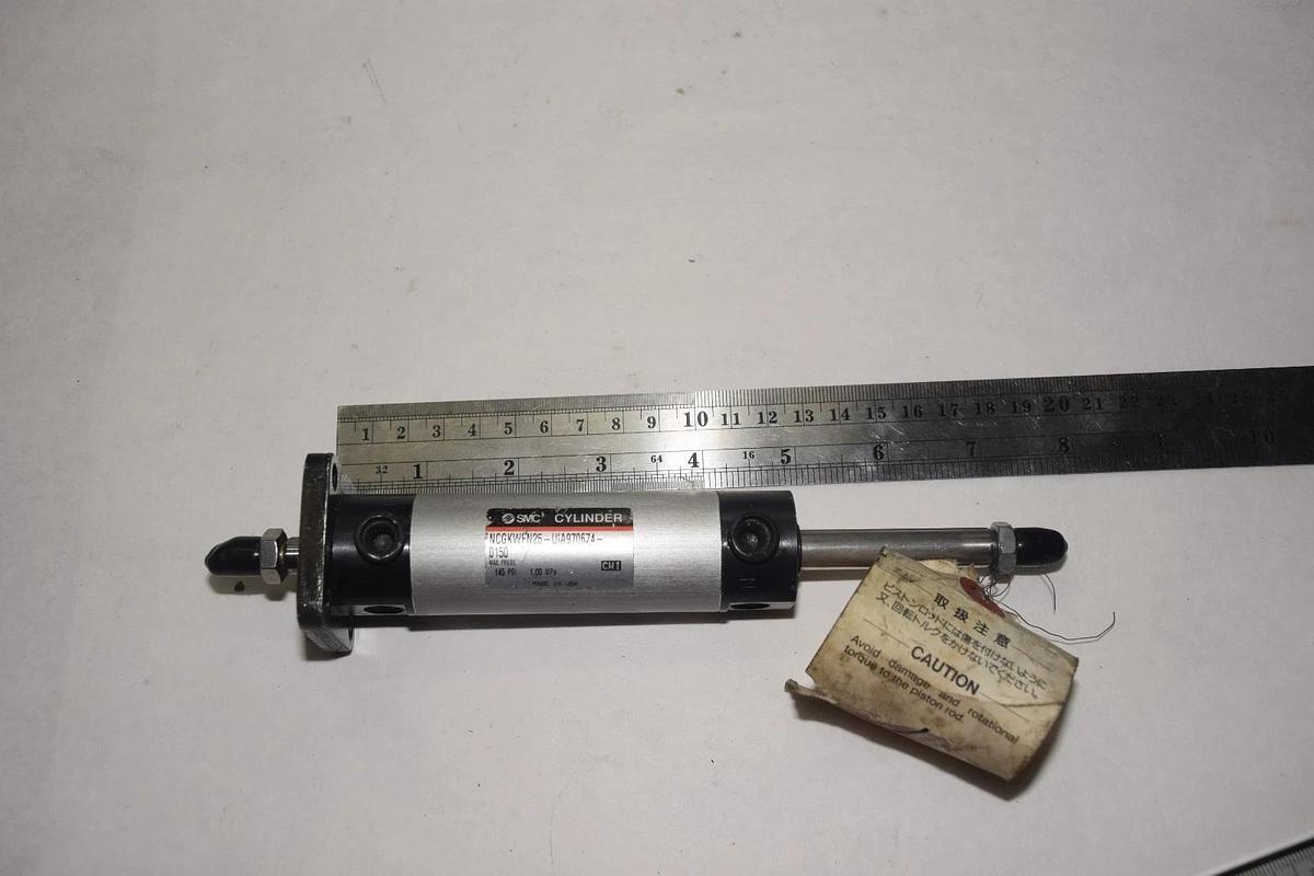 SMC NCGKWFN25-UIA970674-0150 2" STROKE 145psi 1.00MPa PNEUMATIC CYLINDER