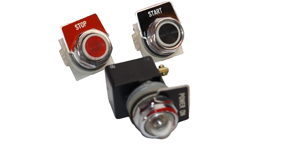 Used Square D lot 9001 KA-2 , 9001 KA-3 Start/Stop Push Button w/ 9001 KM-5 Indicator