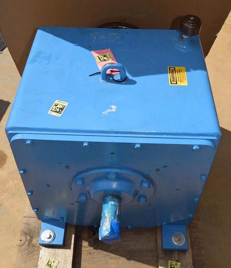 Philadelphia Inline Gearbox Gear Box 8HL2 114hp Ratio: 11.4/1  11.4:1 *Refurb*