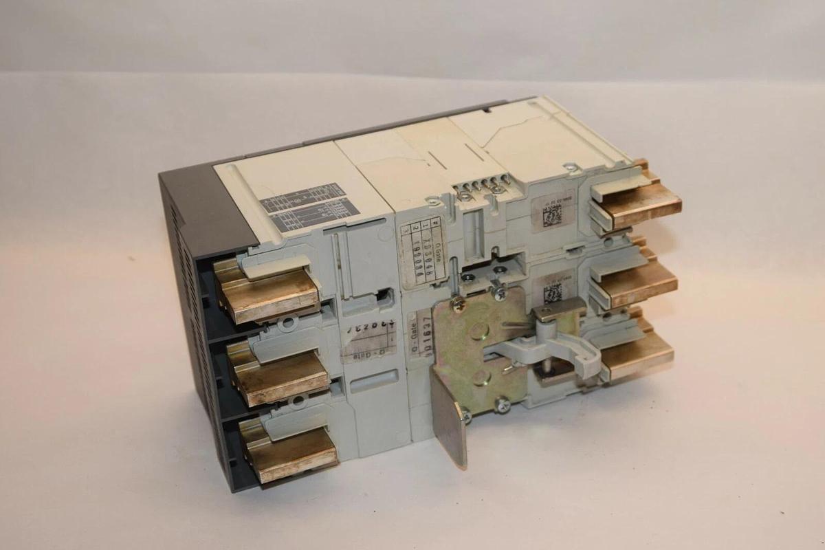 (New)  ABB SACE TMAX T5 L-D 400 T5L-D400 3P Circuit Breaker