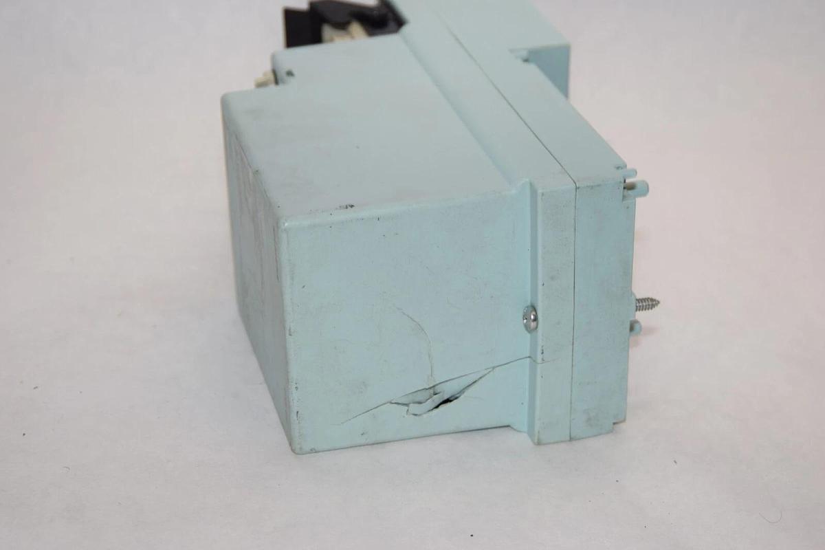 Used SIEMENS 3RK1304-5KS40-2AA3 400V 3Ph DSe-HF ET200 Pro Motor Starter *CRACK*