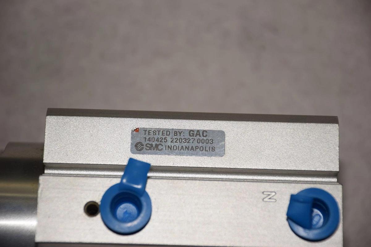 SMC 140425 220327 0003 50mm x 30mm PNEUMATIC CYLINDER, STOP  (NEW)