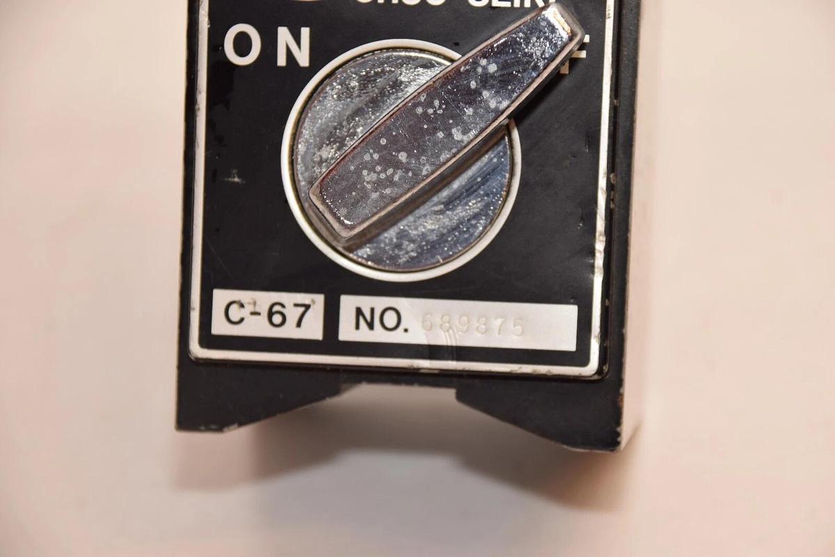Used CHUO SEIKI C-67, C67 Machinist Magnet Stand, magnetic