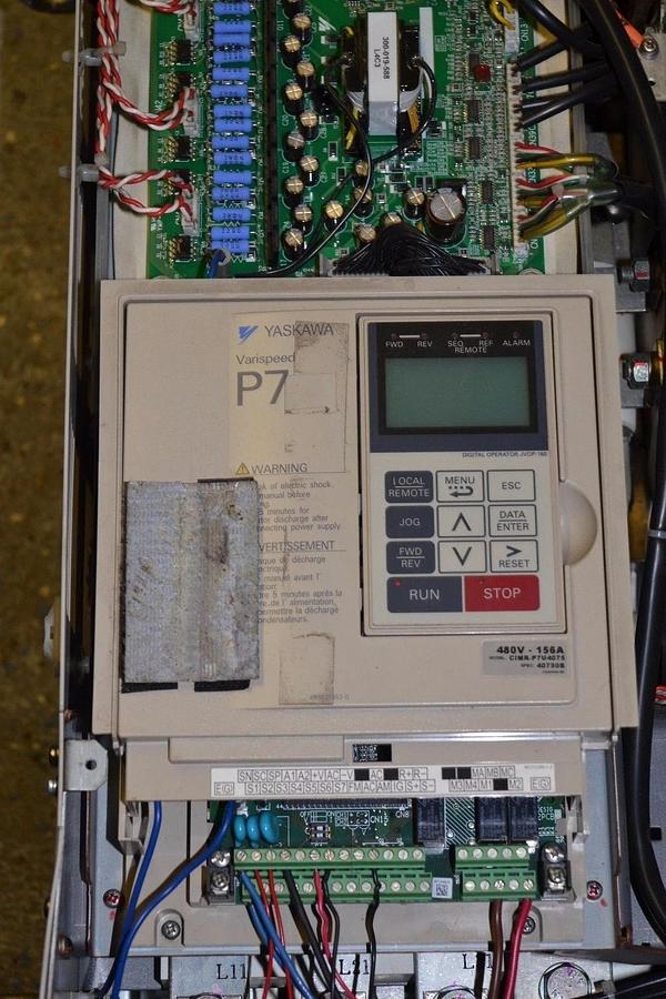 Used Yaskawa Varispeed P7 CIMR-P7U4075 125 HP 480V 156A AC VS Drive CIMRP7U4075 125HP