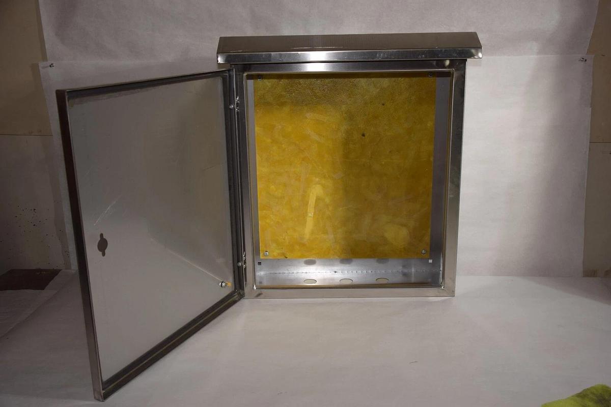 (NEW) GERSIK 304 Outdoor Stainless Electrical Box Enclosure, IP67 Waterproof