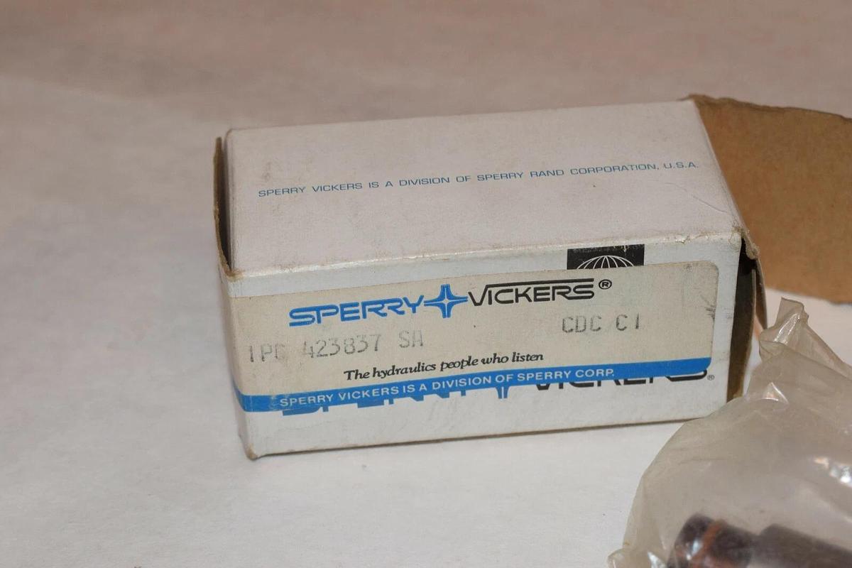 NEW SPERRY VICKERS 423837 SH VALVE