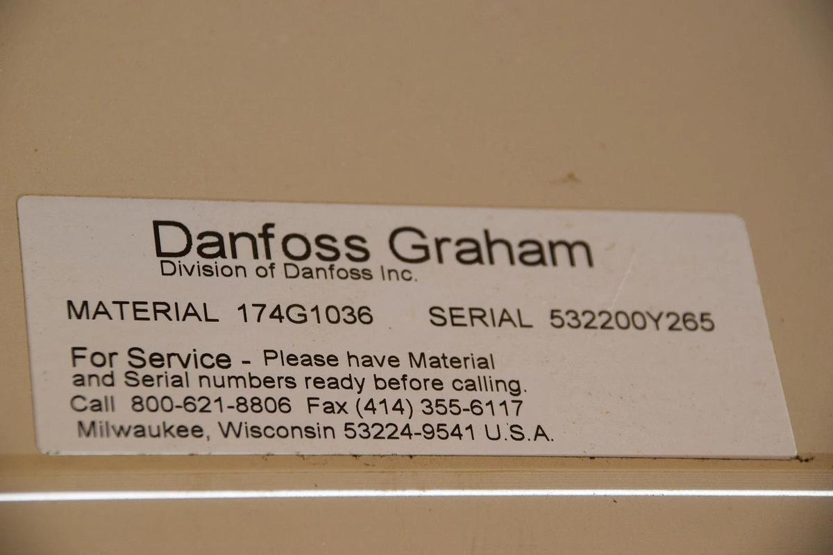 Used Danfoss Graham Trane AC Drive 178F1685 VLT5102PT5C54STR0DLF30A30C0 100HP