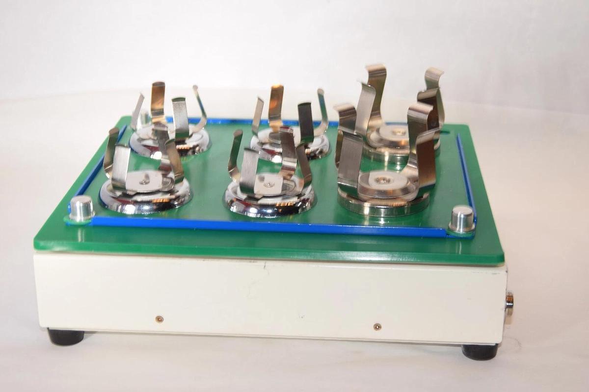 Used BENCHMARK BT-4001 Orbi-Shaker CO2 Vibration Resistant Shaker *No Power Supply*