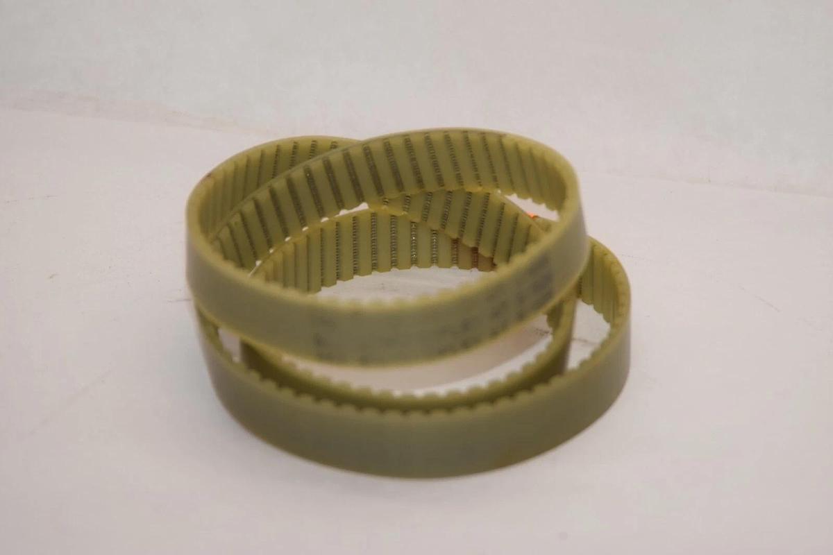 (NEW) SYNCHROFLEX AT 5/825 AT5/825 085 Timing Belt