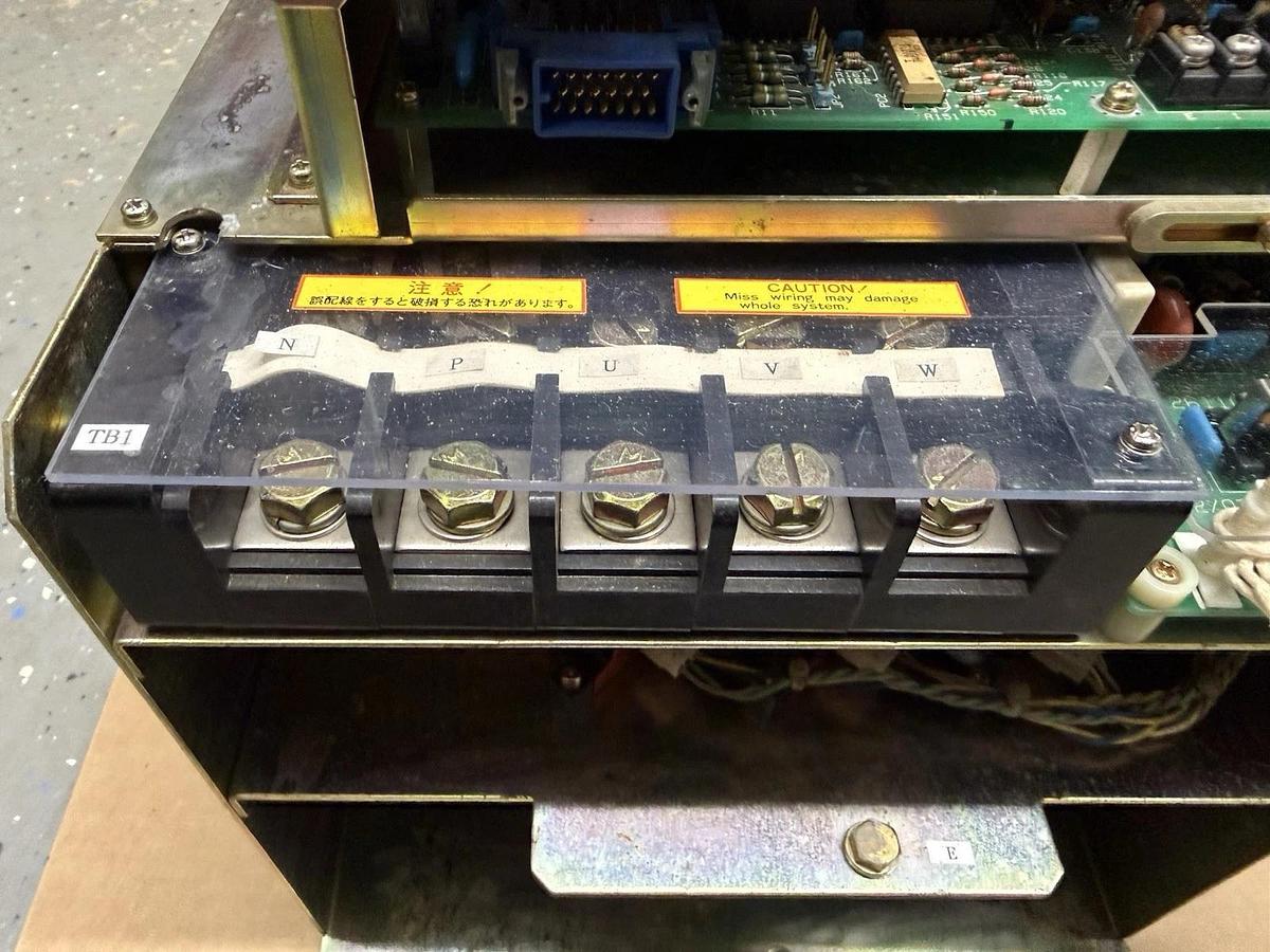 Used Sanyo Denki Servo Drive 02IA400SFS31  prs-2612D  PRS-2600C  New