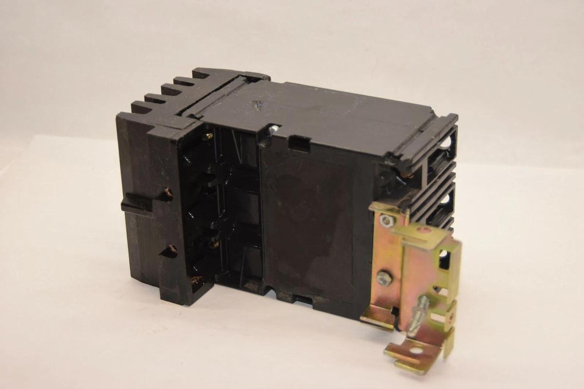 (NEW) SQUARE D FC24020AB 20A 20 Amp 20 A  Series 3 3P 480Vac Circuit Breaker