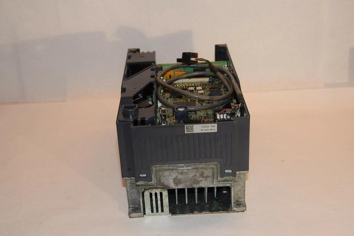 Used MITSUBISHI FR-A840-00052-1-N6 FRA840000521N6 3 Phase Inverter