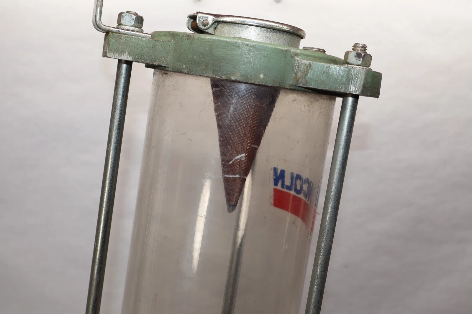 Used LINCOLN 87400 Reservoir For Lubrication System