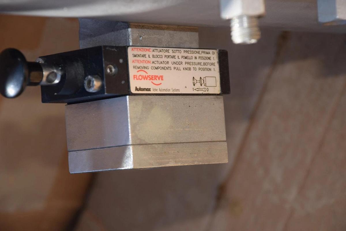 Used Bray Actuator pneumatic actuator 93-1604-11300-912, Valve Actuator