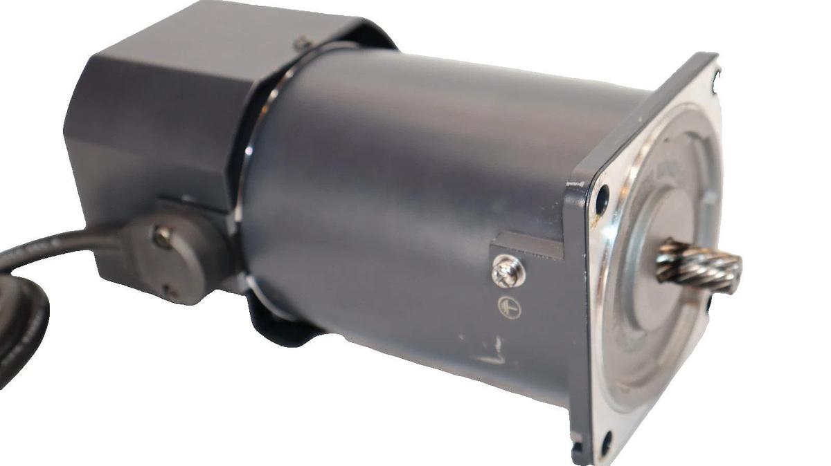 Used Oriental Motor 5RK90GE-CW2ML , 5RK90GECW2ML 0.07A Ac Magnetic Brake Motor