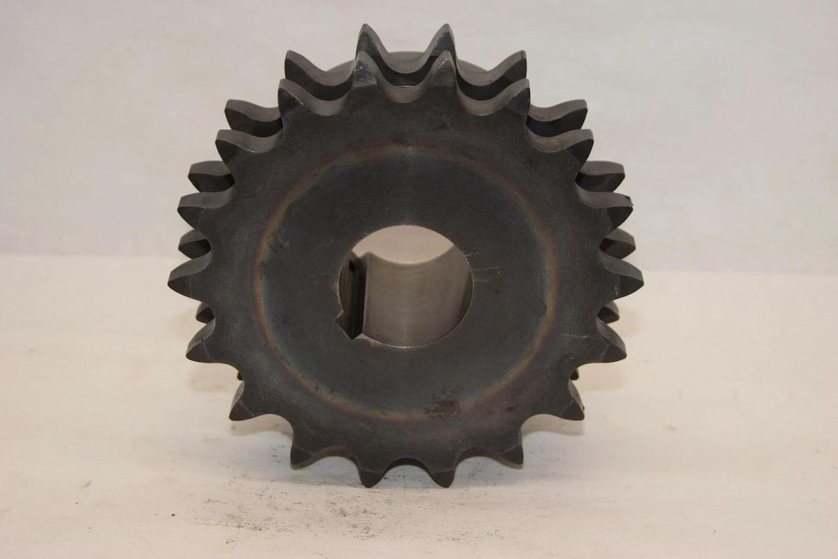 (NEW) MARTIN D80B18H 18 Teeth 1-3/4" Bore Double Row Sprocket