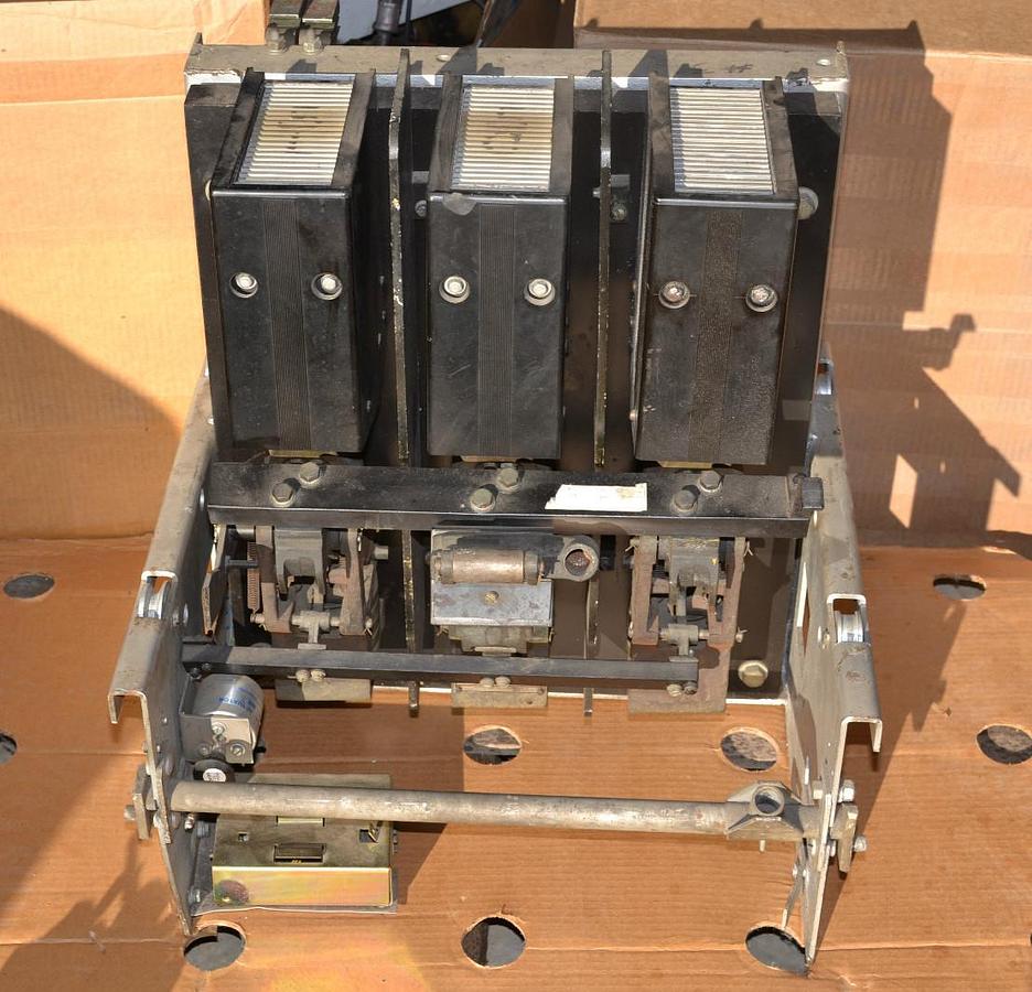 Used Westinghouse DA-50 DA50 Air Breaker 600a 600 amp S.O.2-19y6366 siemens limitrip