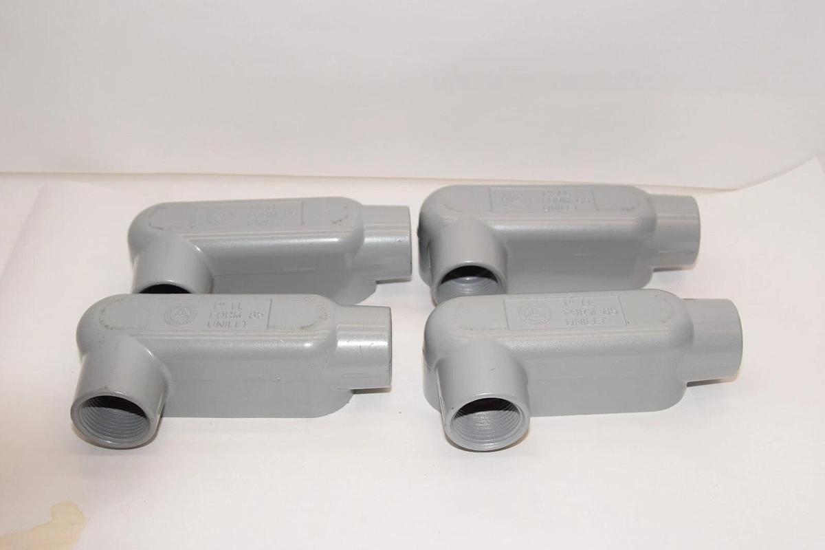 (NEW - Lot of 4) APPLETON 1" Form 85 Unilet Aluminum