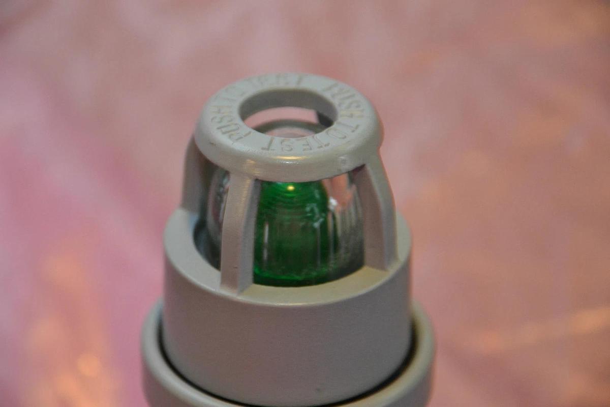 ALLEN BRADLEY PILOT LIGHT 800H-QPT24G 800H QPT24 800HQPT24G GREEN SER. C  NEW