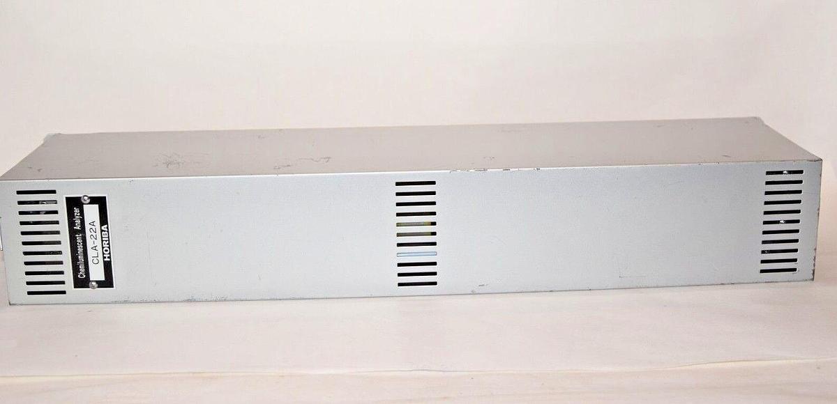 Used Horiba CLA-22A CLA22A Chemiluminescent Analyzer 2500ppm NOX