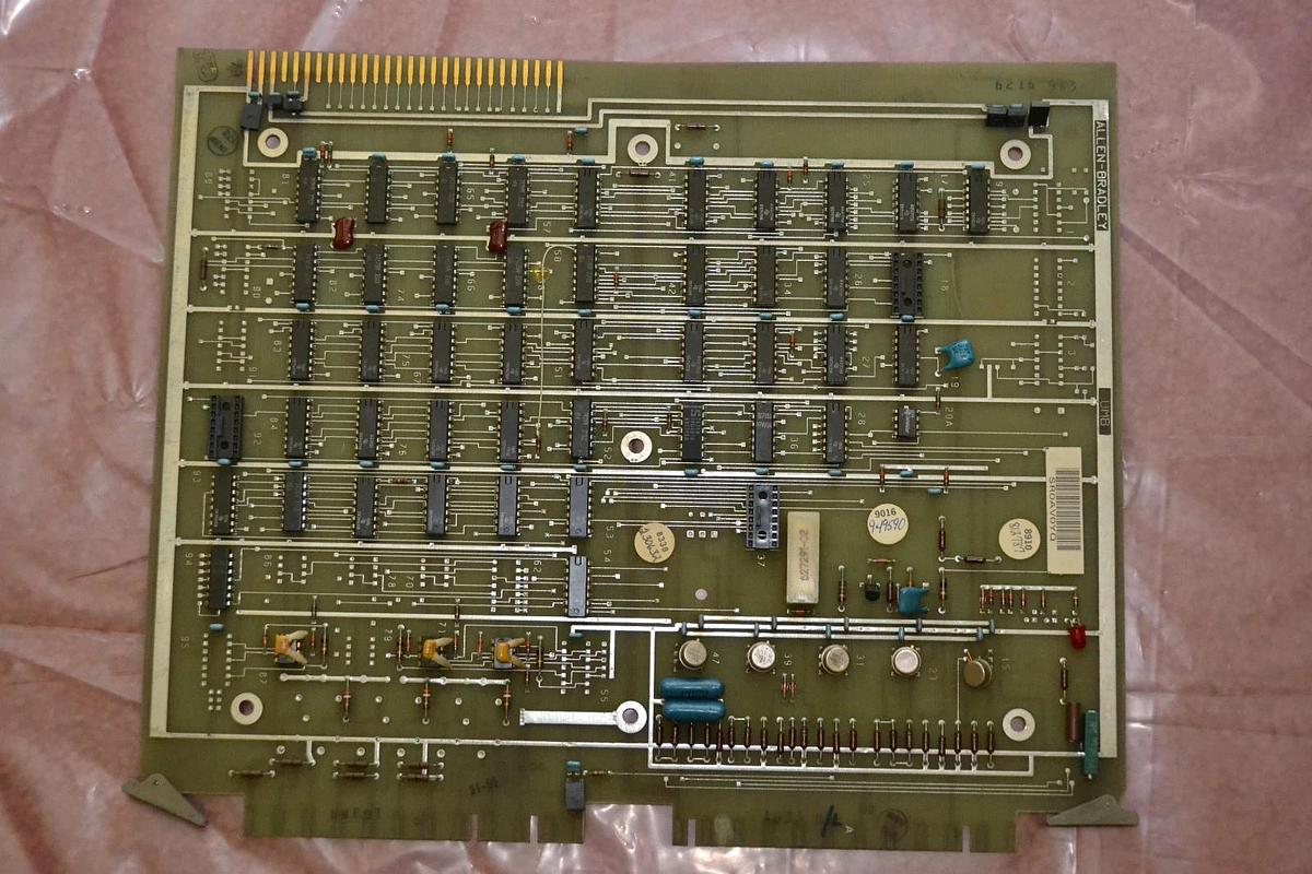 Used ALLEN BRADLEY 634282E UMB CIRCUIT BOARD CARD 634282E