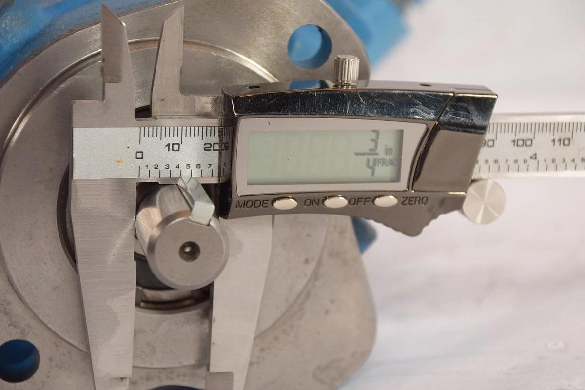 Vickers Pump PVQ10A2RSE1S20CM712  PVQ10-A2R-SE1S20-CM712 *Refurb*