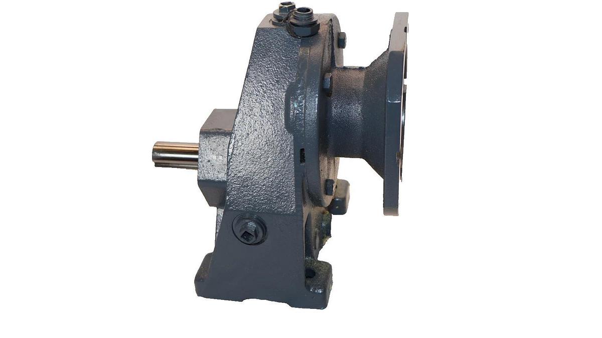 Boston Gear Speed Reducer F631-2-B7 001 OF R.P.M:1750 (New)