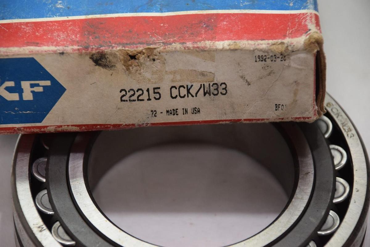 SKF Bearing 22215 CCK/W33 22215CCK/W33 22215-CCK/W33 NEW