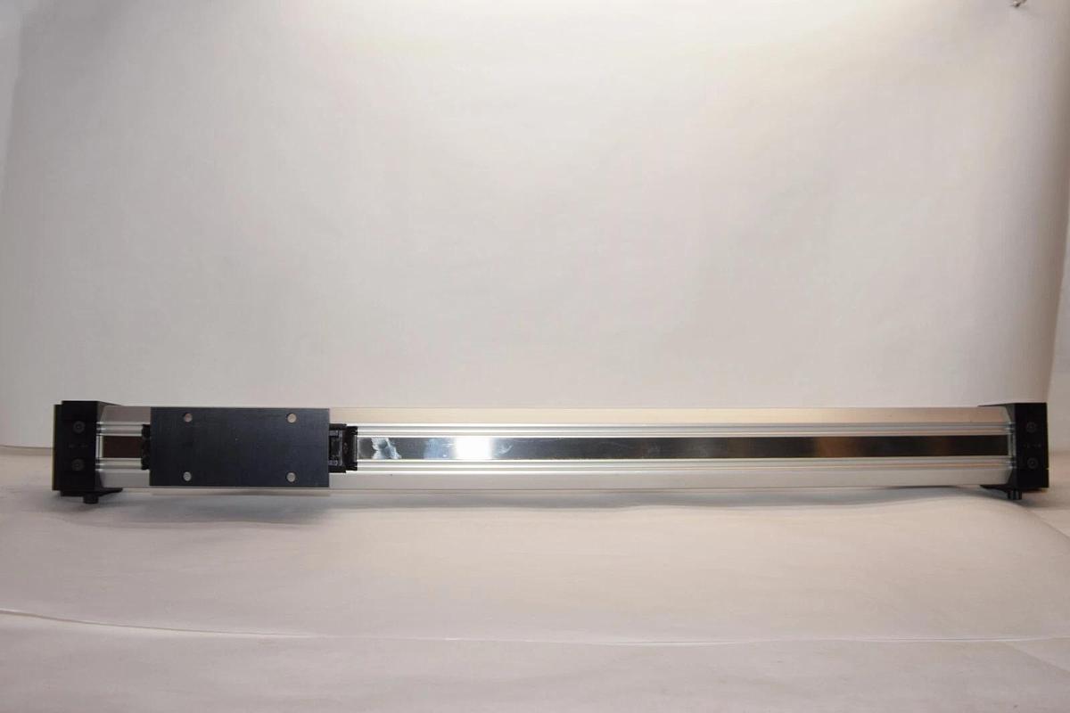 (NEW) PARKER 40 CFMRCTUC 20.000 Rodless Cylinder