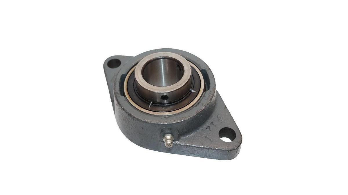 Boston Gear A-UC207-104 , 1-1/4" 2 Hole Flanged Bearing (New)