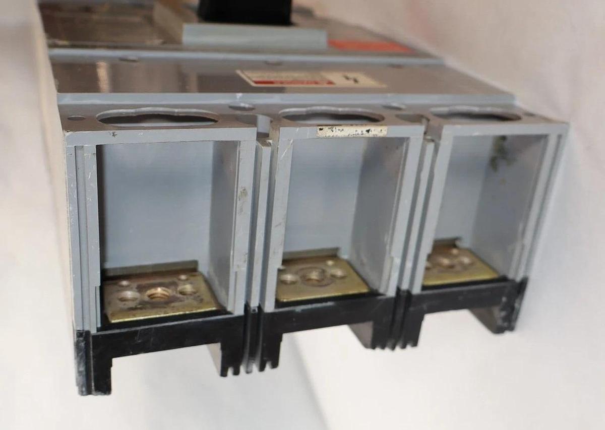 Used Siemens ITE I-T-E Sentron Breaker CJD63B400 400A 400 Amp 600v CJD6 3p 400a Trip