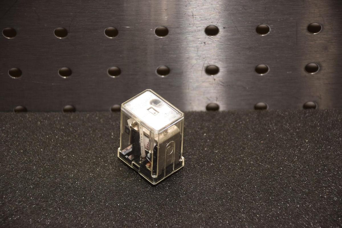 Used PANASONIC HL1-HP-DC24V-F HL1HPDC24VF 10A-250V RELAY