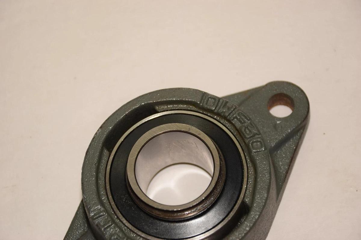 PTI OWF30 1-1/4" BORE BALL BEARING FLANGE UNIT NEW