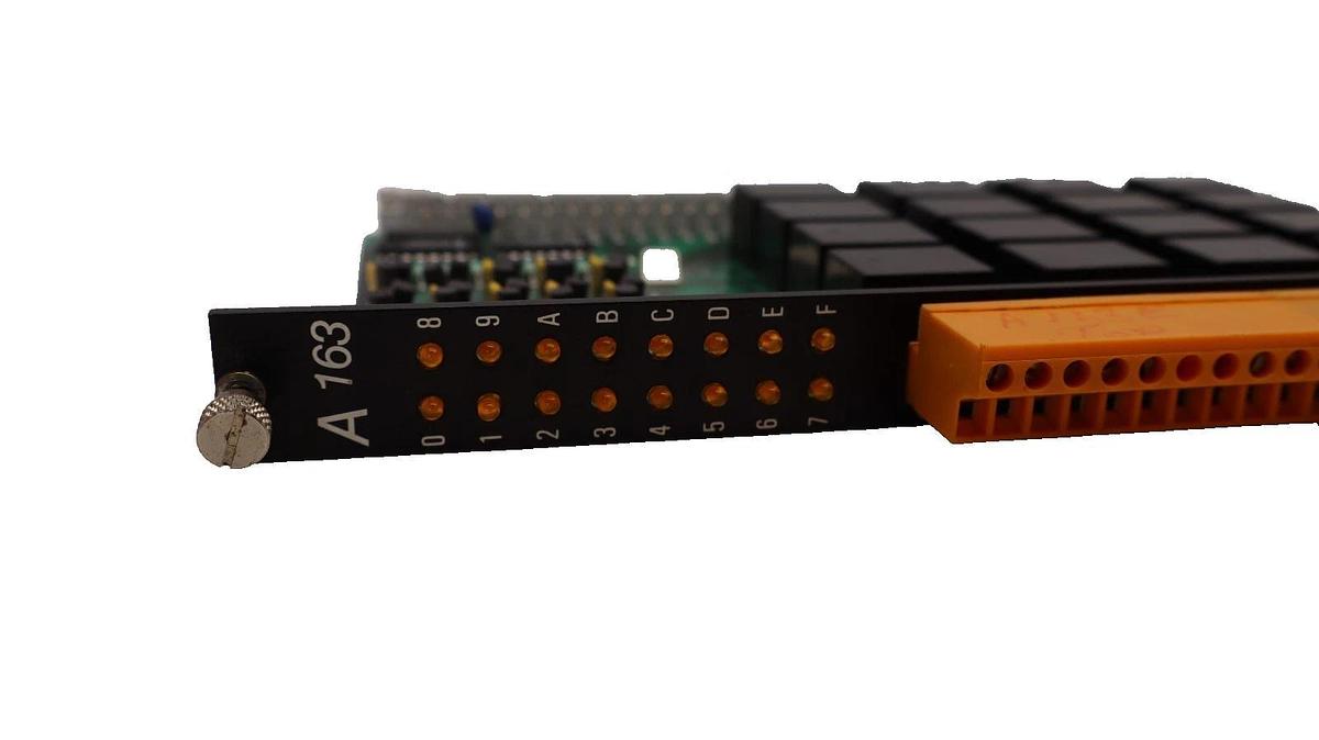 Used B & R B&R BuR A163 220V Output PLC Module Board
