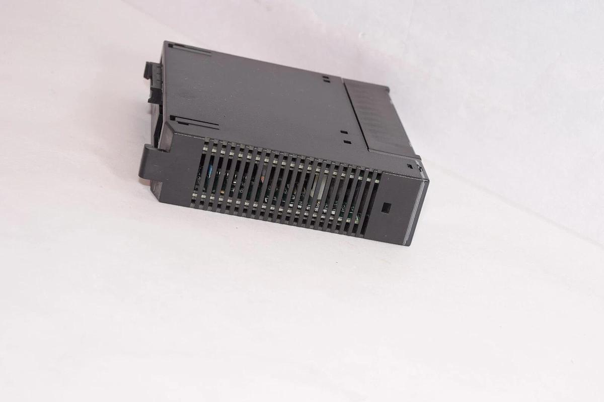Used GE FANUC High Density Input Analog Module IC693ALG223C 16pt Current