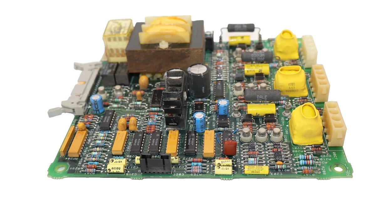 Used Cutler Hammer Soft Start Control Board 4D14809H01 , 4D14810G01 , C204-R256