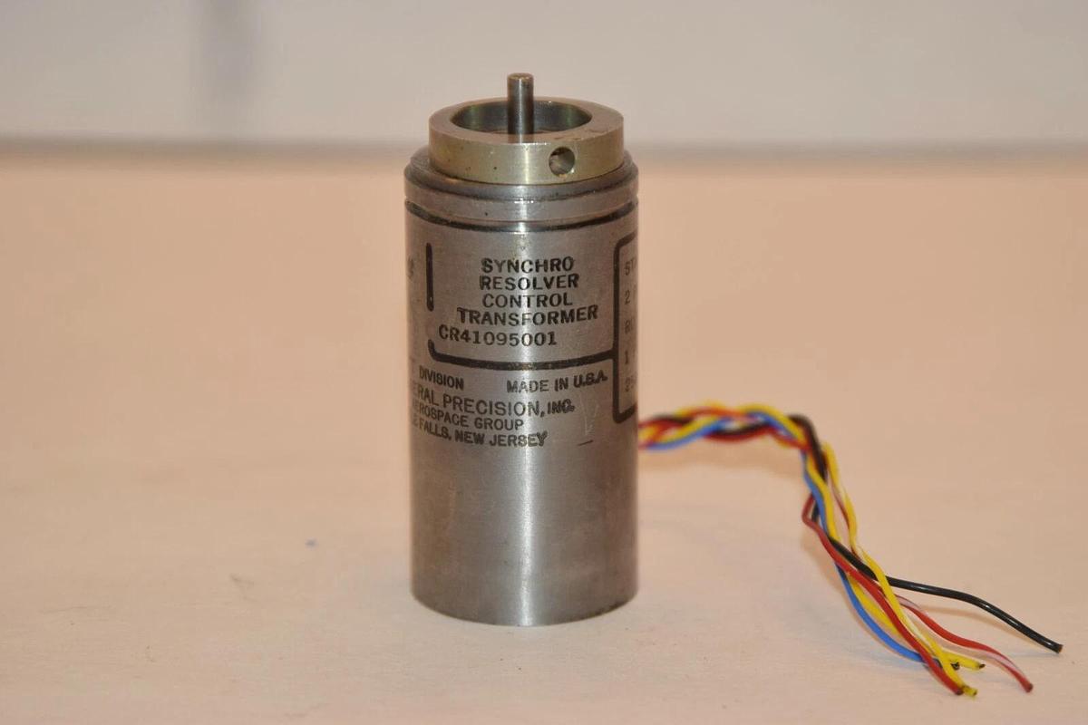 Used KEARFOTT CR41095001 250 CYCLES SYNCHRO RESOLVER CONTROL TRANSFORMER