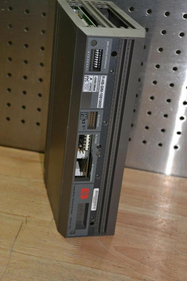 Used BAILEY CONTROLS P-HB-SIM-10010000 PHBSIM10010000 SIM100 Module
