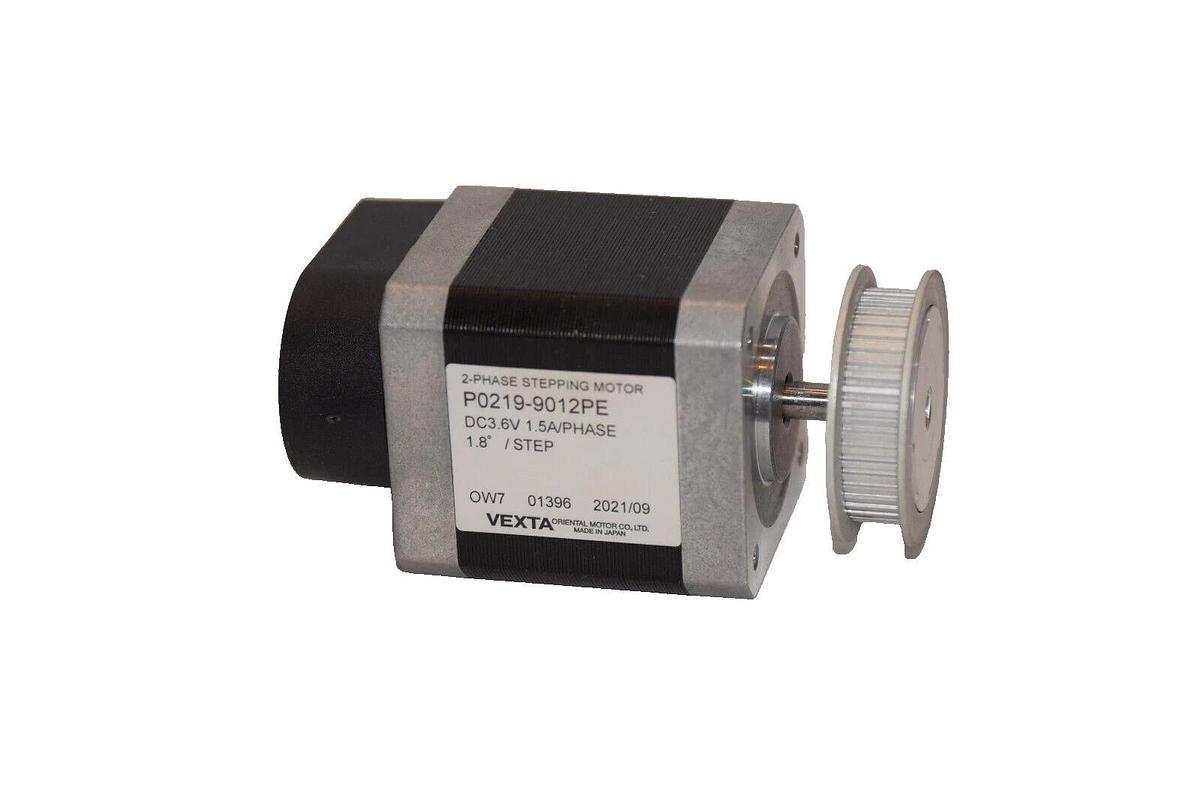 Used VEXTA Oriental 2 phase Stepping Motor P0219-9012PE 3.6v w/ E5-400-197-NE-S-D-D-B