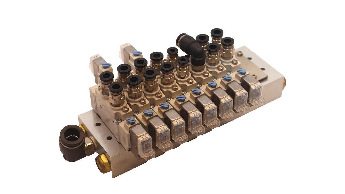 Used SMC Valve Block with (6) SY5120-5LZE-01 , SY51205LZE01 Valves