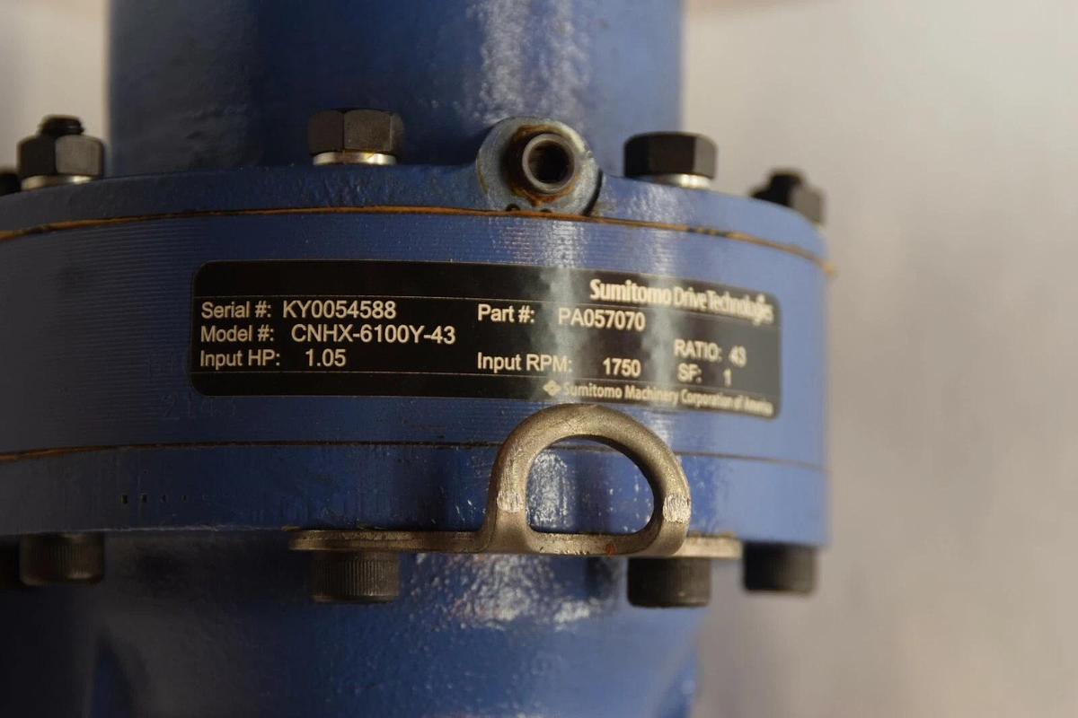 SUMITOMO Speed Gear Reducer CNHX-6100Y-43 PA057070 43:1 1750RPM 1.05Hp (NEW)