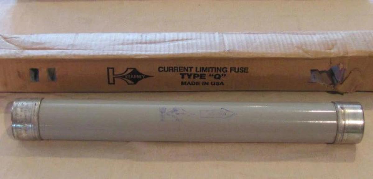 Kearney Fuse 153027-020 153027020 153027 020 27v 20a 20 amp a NIB