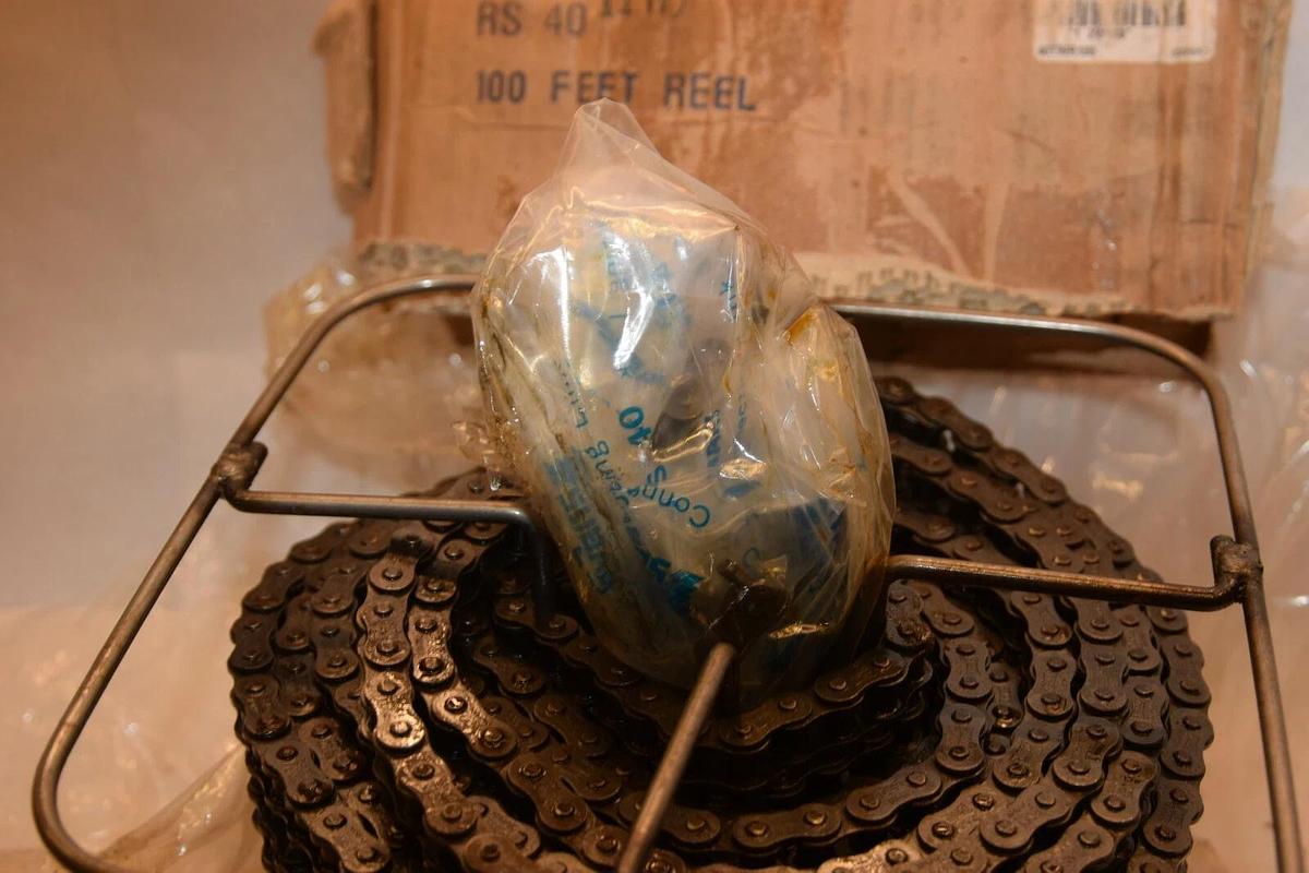 100' Reel Single Roller Chain RS40 40TWR100 RS 40 (made in Japan)