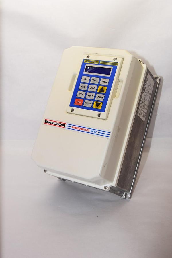 Used BALDOR ZD18H401-W 3PH 460Vac 50/60Hz AC Drive