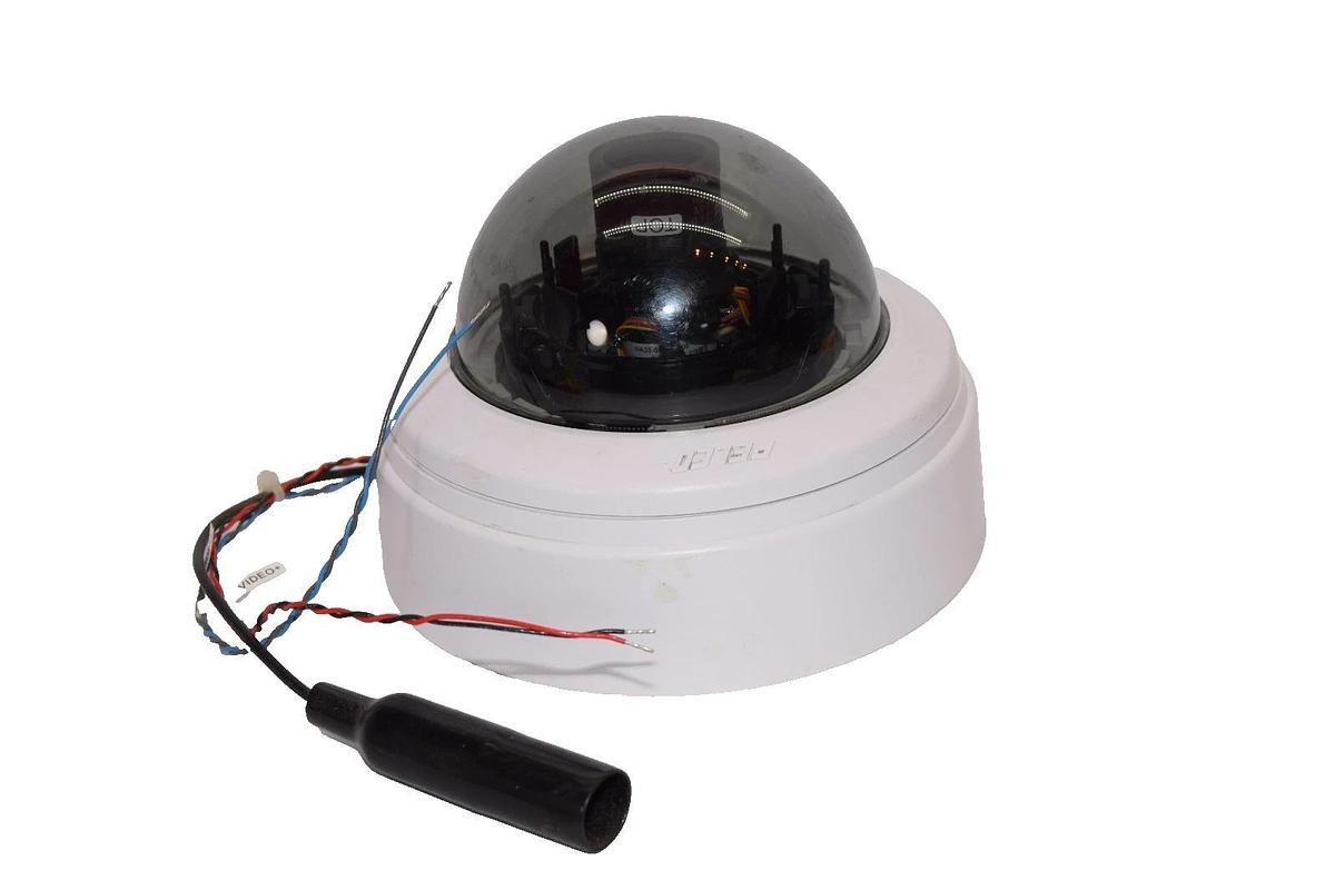 Used Pelco Dome Security Camera IS90-CHV9 1S90CHV9 3.0-9.5mm  , White