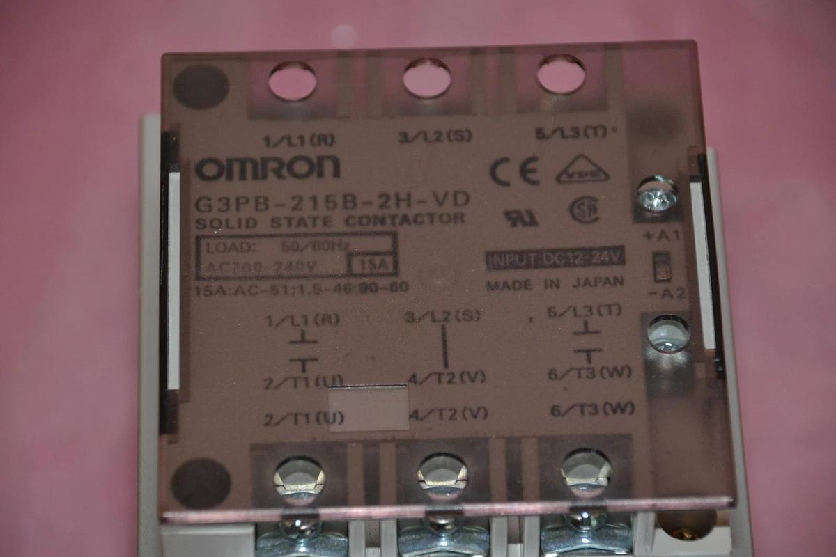 Used OMRON SOLID STATE CONTACTOR G3PB-215B-2H-VD G3PB 215B 2H VD G3PB215B2HVD