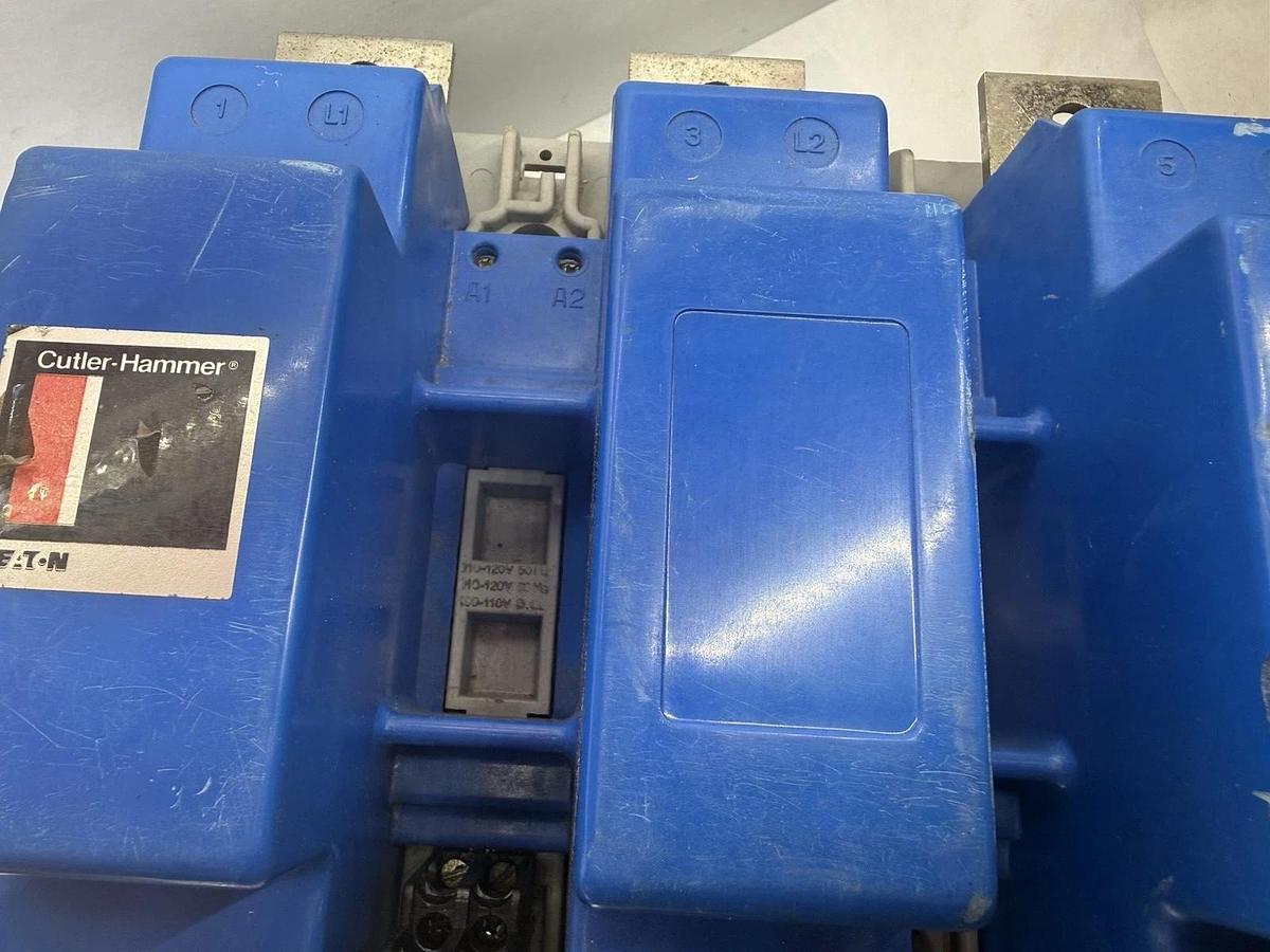 Refurbished Cutler-Hammer EATON Size Sz 6 Contactor 10-5822, Ser C1,  700A 600V-AC, 18690