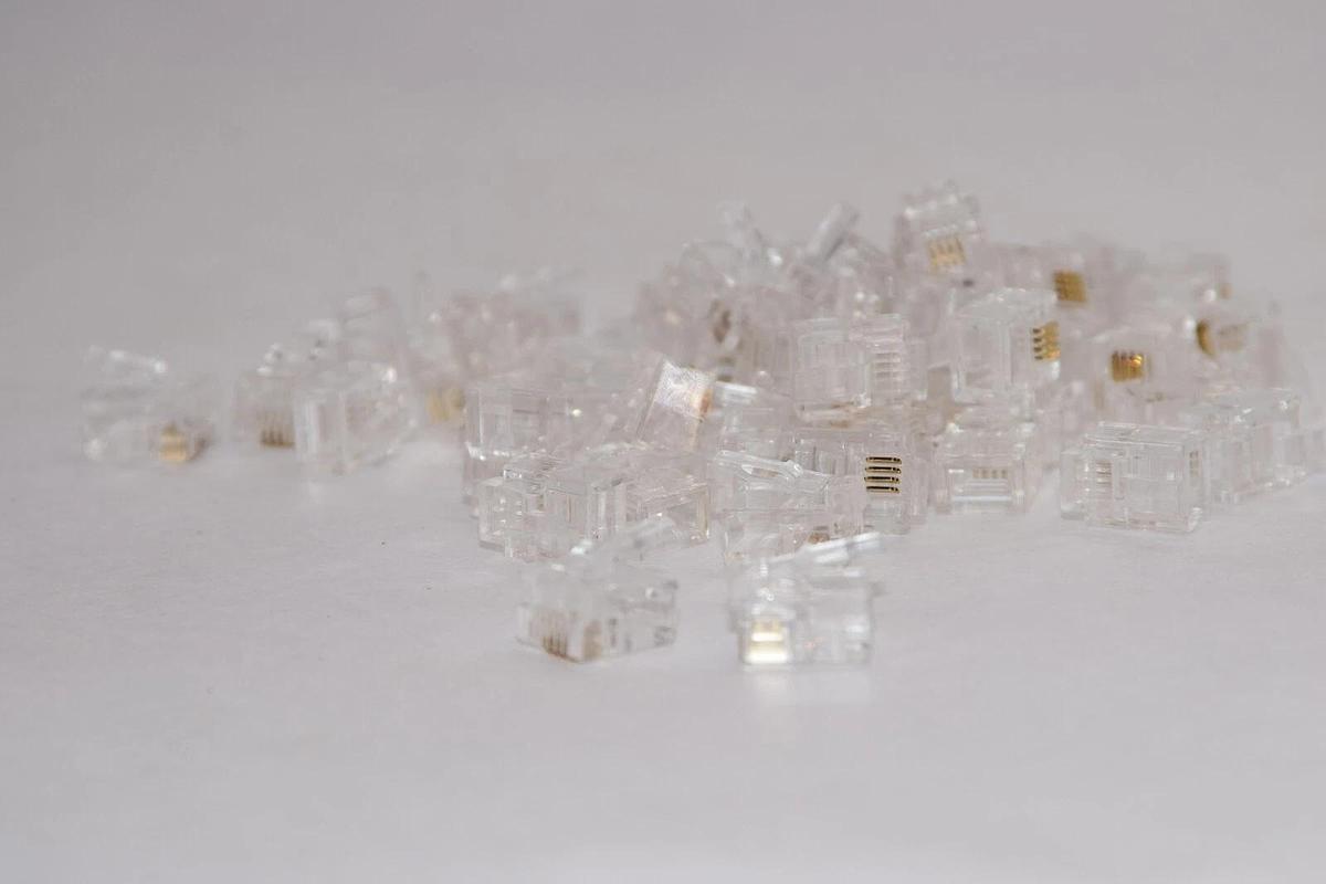 (NEW - Lot of 57) MULTICOMP 70016P4C 6-POS RJ11 Plug