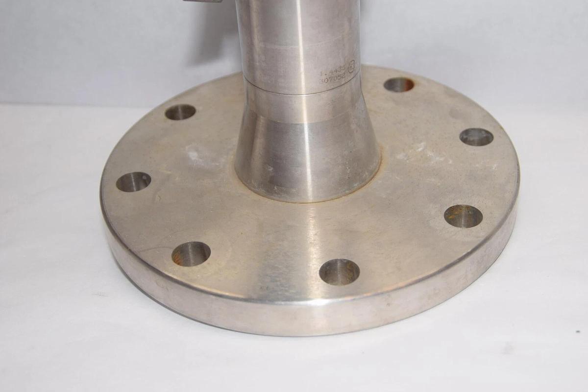 Used ENDRESS + HAUSER MicroPilot M FMR245 FMR245-S4APKAA4A FMR245S4APKAA4A 230psi