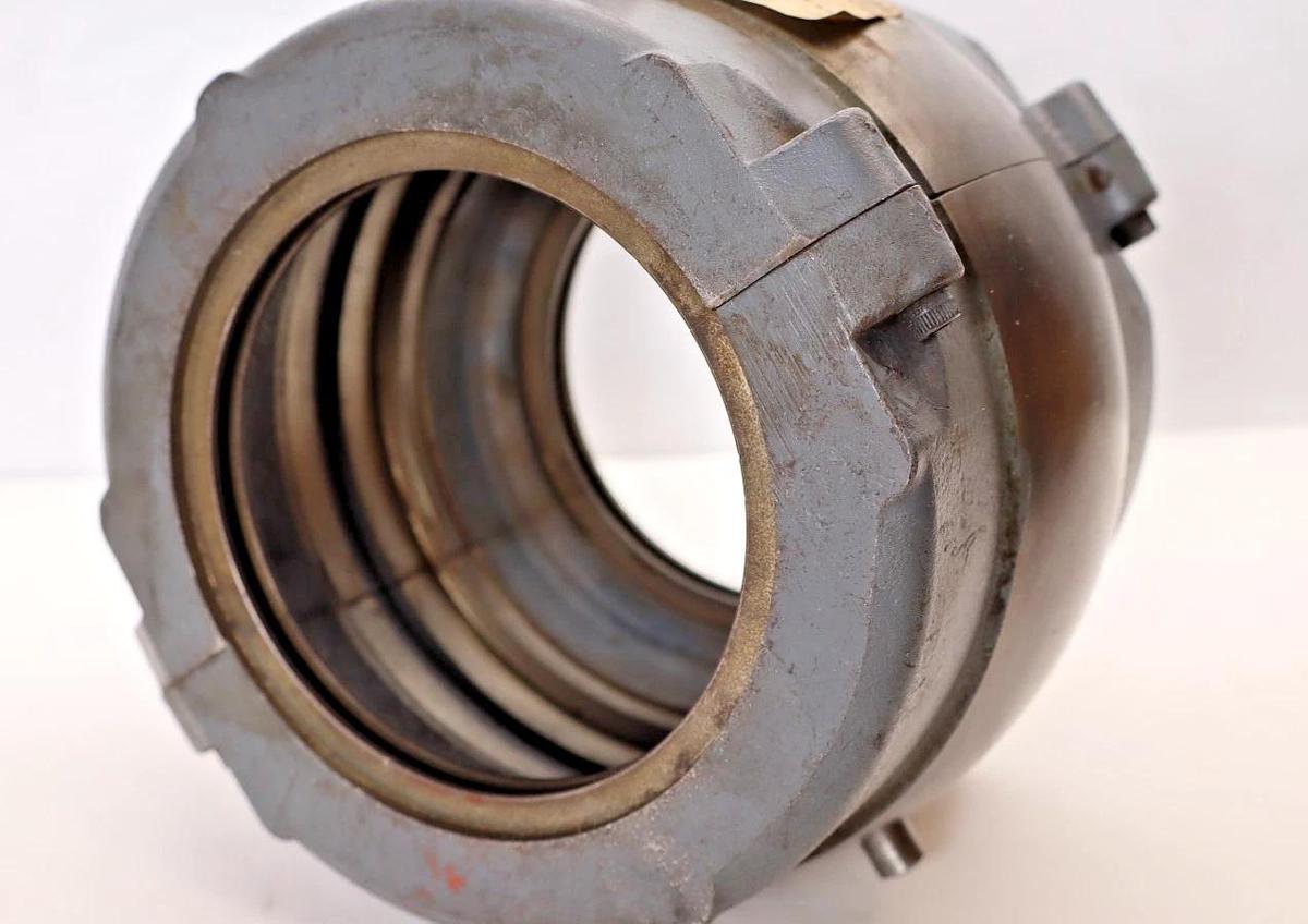 Cooper Split Roller Bearing Housing 01308EX 01 308 EX (NOS)